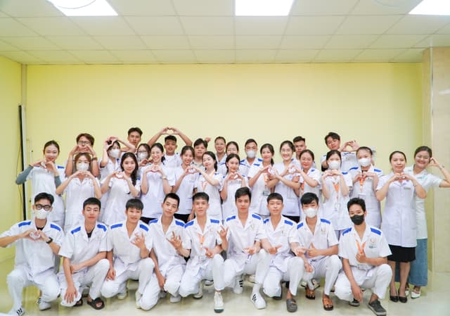 ĐIỀU KIỆN ĐỂ CÓ THỂ TRỞ THÀNH TÂN SINH VIÊN CAO ĐẲNG Y-DƯỢC VIỆT NAM